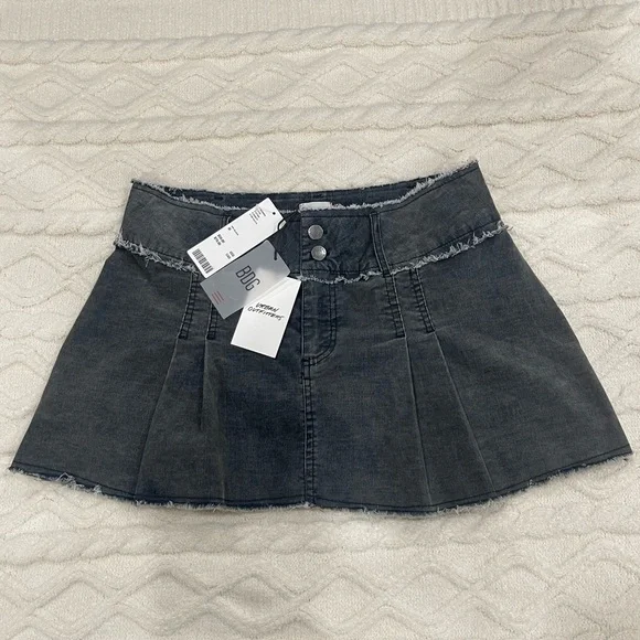 BDG Urban Outfitters Off-Black Mini Skirt - Picture 1 of 6